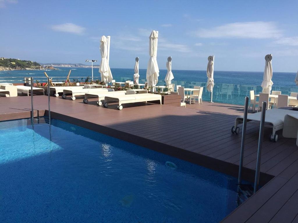 Cosmopolita Hotel Boutique & Spa Platja d'Aro  Exterior foto
